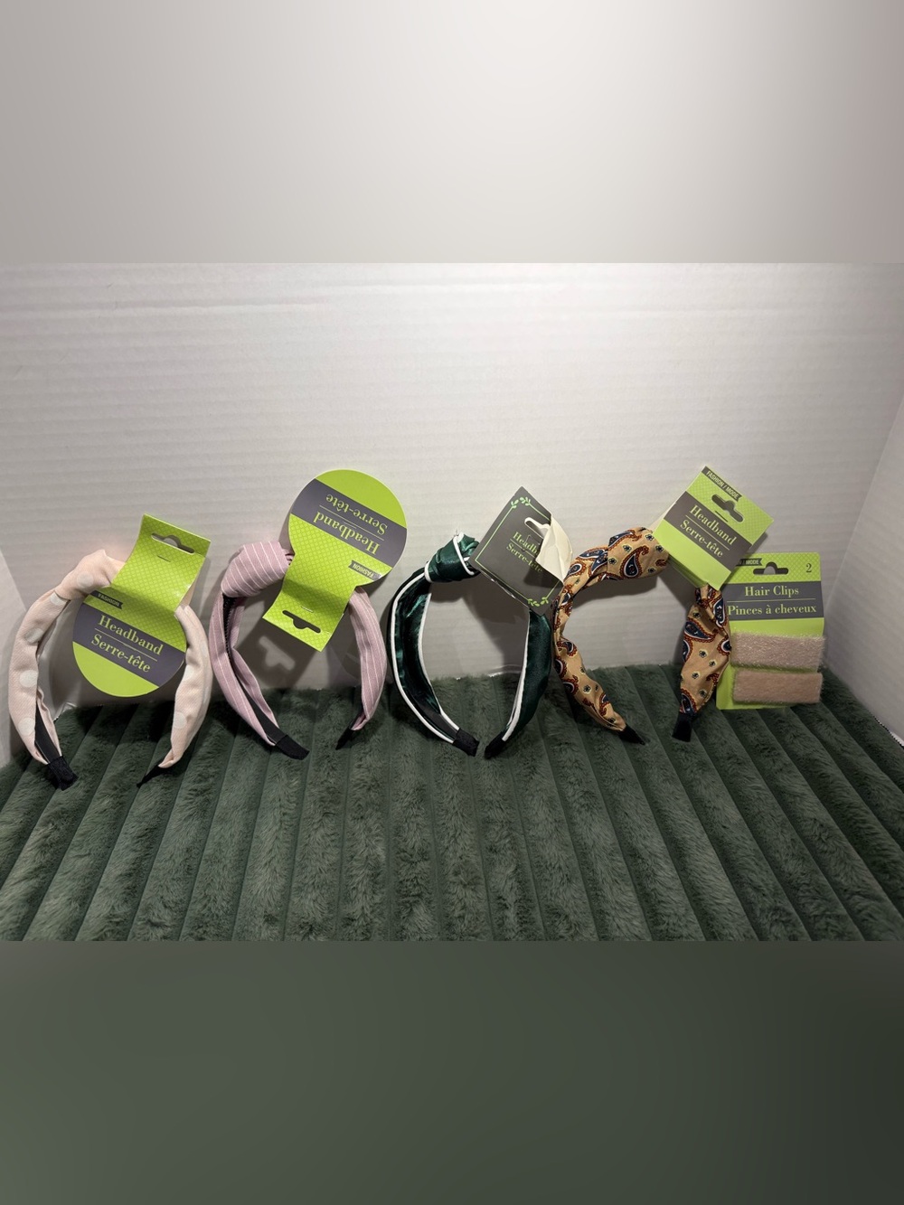 Women's Headbands and Hair Clips - Pink, Green, Black, Brown $2.40 PER ITEM LOT!